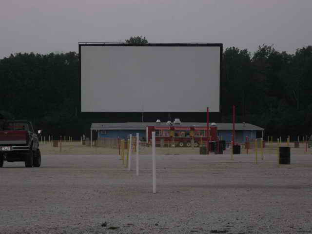 Sundance Kid Drive-In - 2010 Photo (newer photo)